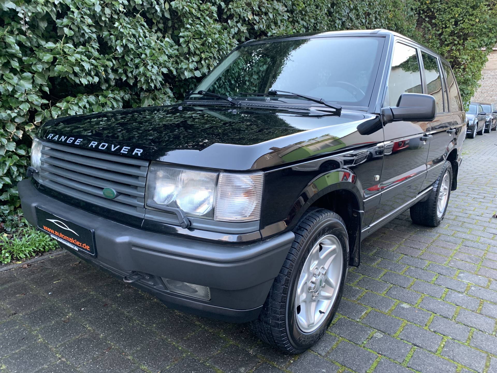 For Sale Land Rover Range Rover 4.6 HSE (2001) offered