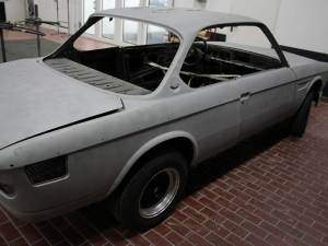 Image 5/57 of BMW 2800 CS (1970)