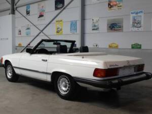 Bild 8/12 von Mercedes-Benz 380 SL (1982)