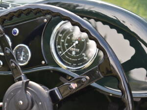 Image 16/42 of Jaguar SS 1 (1935)