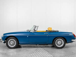 Image 9/50 de MG MGB (1973)