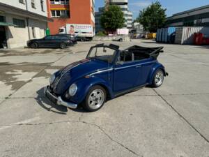 Image 16/48 of Volkswagen Beetle 1500 (1968)