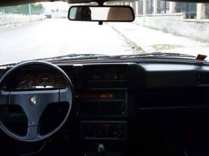 Bild 7/10 von Alfa Romeo 75 1.8 Turbo America (1988)