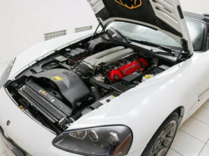 Afbeelding 10/17 van Dodge Viper SRT10 (2005)
