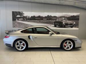 Immagine 11/20 di Porsche 911 Turbo (2000)