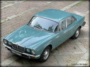 Bild 12/21 von Jaguar XJ 6 4.2 (1974)