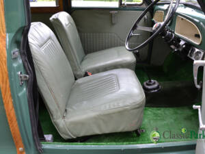 Image 12/50 of Morris Minor 1000 (1964)