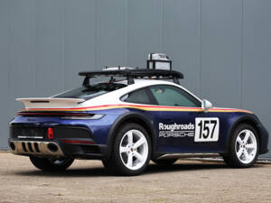 Image 33/74 of Porsche 911 Dakar (2023)