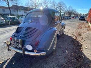 Image 3/22 of Renault 4 CV (1955)