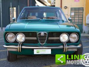 Image 2/10 of Alfa Romeo Alfetta 1.8 (1974)