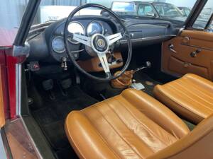 Image 11/14 of Alfa Romeo 2600 Spider (1963)