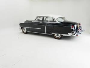 Image 4/15 of Cadillac 60 Special Fleetwood Coupe (1953)
