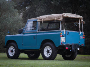 Image 6/48 of Land Rover 88 (1967)