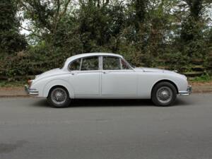 Image 7/18 of Jaguar Mk II 3.4 (1961)