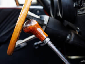 Image 37/43 of Alfa Romeo 2000 GT Veloce (1972)