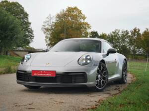 Image 1/39 of Porsche 911 Carrera T (2023)