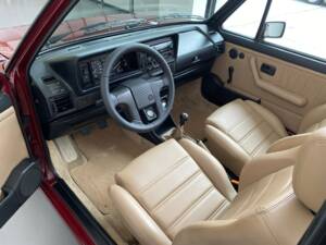 Bild 6/11 von Volkswagen Golf I Cabrio 1.8 (1990)