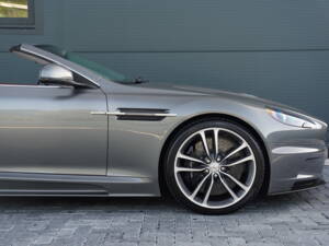 Image 10/50 of Aston Martin DBS Volante (2011)