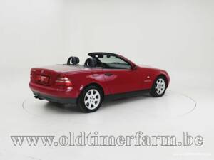 Image 2/15 de Mercedes-Benz SLK 200 (1997)