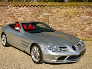 Image 36/50 of Mercedes-Benz SLR McLaren (2009)