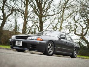 Image 19/50 de Nissan Skyline GT-R (1991)