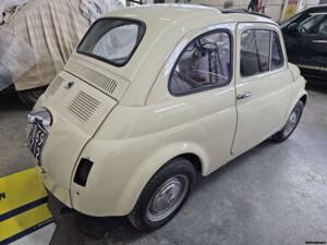 Image 32/43 of FIAT 500 L (1972)