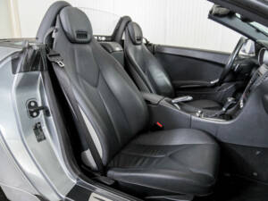 Image 38/50 of Mercedes-Benz SLK 200 Kompressor (2008)