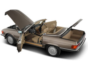 Image 11/48 of Mercedes-Benz 560 SL (1989)