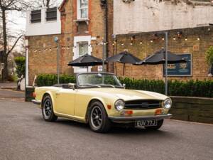 Image 38/47 de Triumph TR 6 (1971)