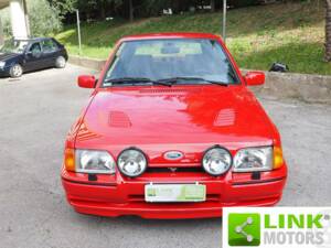 Image 2/10 de Ford Escort 1.6 (1987)