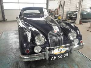 Image 46/50 de Jaguar XK 150 OTS (1959)