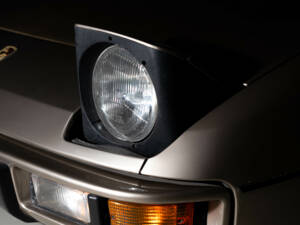 Image 33/44 de Porsche 924 (1983)