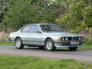 Image 13/50 de BMW 635 CSi (1981)