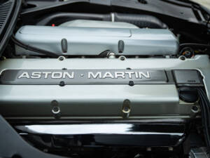 Bild 33/37 von Aston Martin DB 7 Volante (1998)