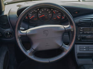 Image 31/41 of Porsche 911 Carrera (2000)