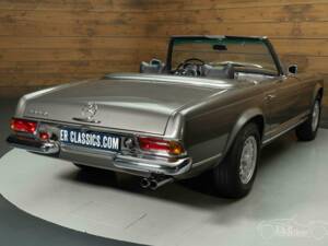 Image 5/18 of Mercedes-Benz 280 SL (1968)