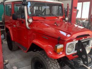 Immagine 16/18 di Toyota Land Cruiser BJ 42 (1982)