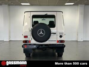 Immagine 7/15 di Mercedes-Benz 230 GE (LWB) (1985)