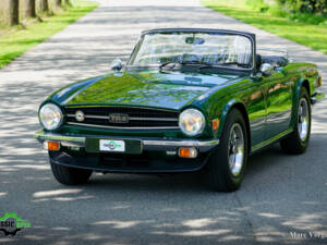 Image 26/52 of Triumph TR 6 (1973)