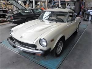 Image 1/47 of FIAT Spider 2000 (1981)