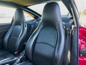 Image 26/46 of Porsche 911 Carrera (1997)