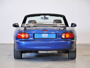 Image 32/47 of Mazda MX-5 1.8 (1999)