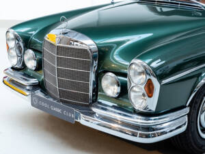 Image 29/47 de Mercedes-Benz 300 SE (1967)