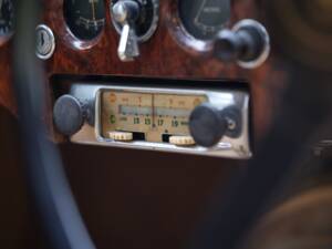 Image 18/28 of Jaguar XK 140 FHC (1955)