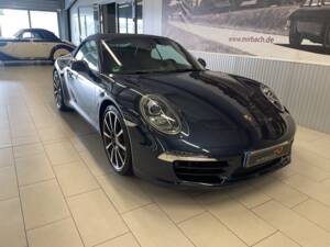 Immagine 7/18 di Porsche 911 Carrera S (2012)