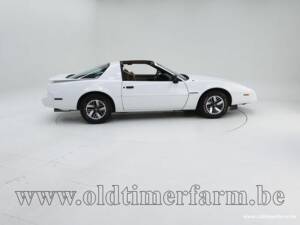 Bild 5/15 von Pontiac Firebird TransAm (1990)