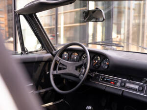 Image 14/62 of Porsche 911 2.4 T (1973)