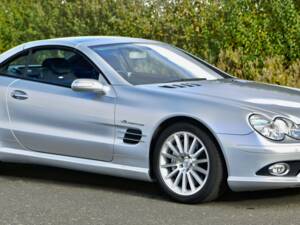 Immagine 18/50 di Mercedes-Benz SL 55 AMG (2006)