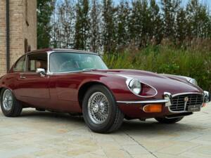 Imagen 2/50 de Jaguar E-Type V12 (2+2) (1972)