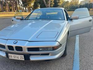 Image 3/7 of BMW 850i (1992)